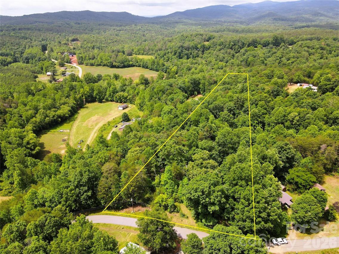 4934 Rocky Ridge Rd., Connelly Springs, NC 28612