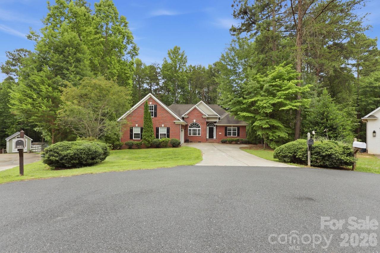 3652 Burton St., Sherrills Ford, NC 28673