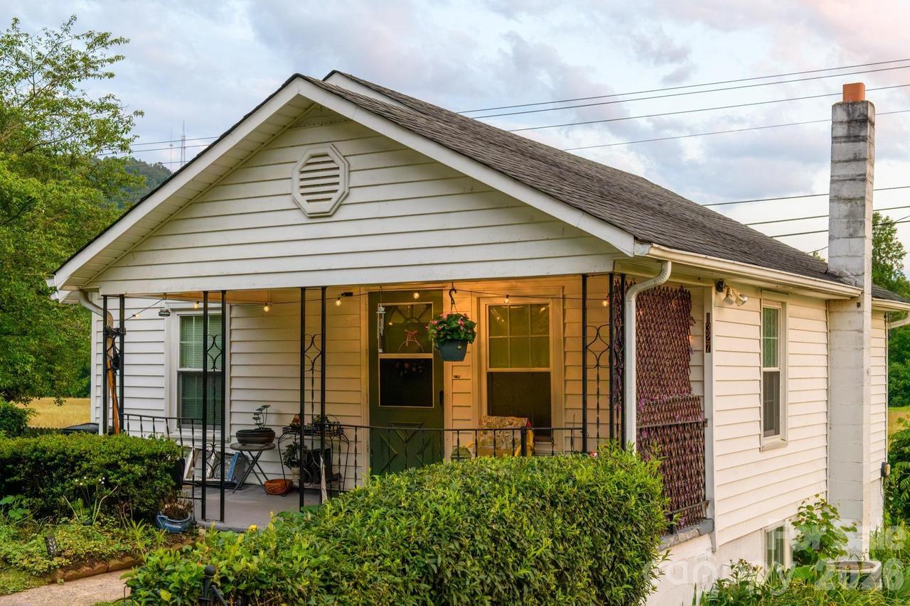1327 Hwy 268 Hwy., Lenoir, NC 28645