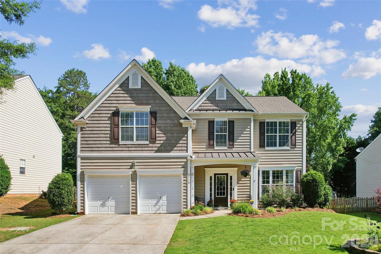 9713 Chanson Pl., Matthews, NC 28105