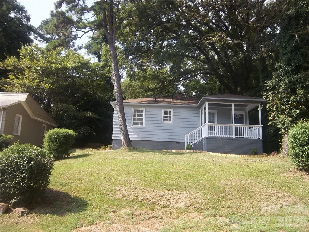 2431 Columbus Cir. #15, Charlotte, NC 28208