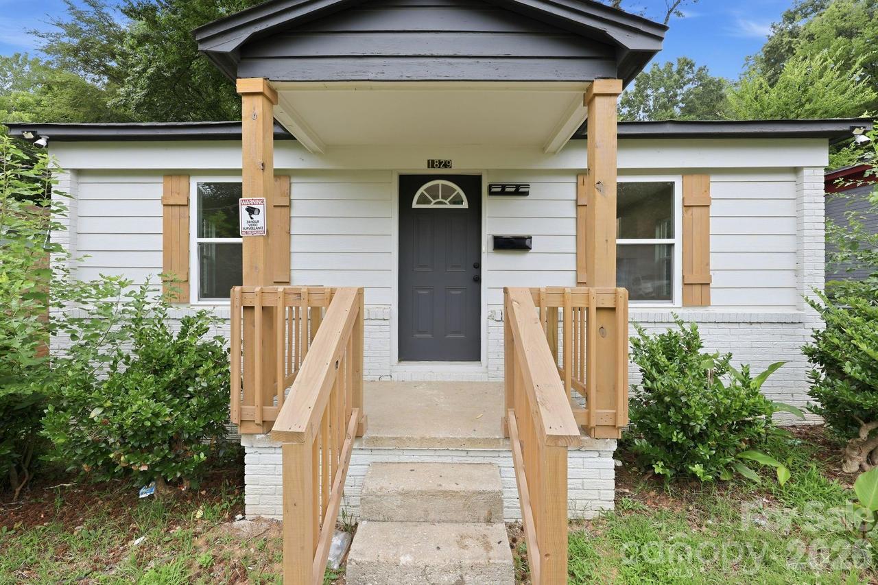 1829 Taylor Ave., Charlotte, NC 28216