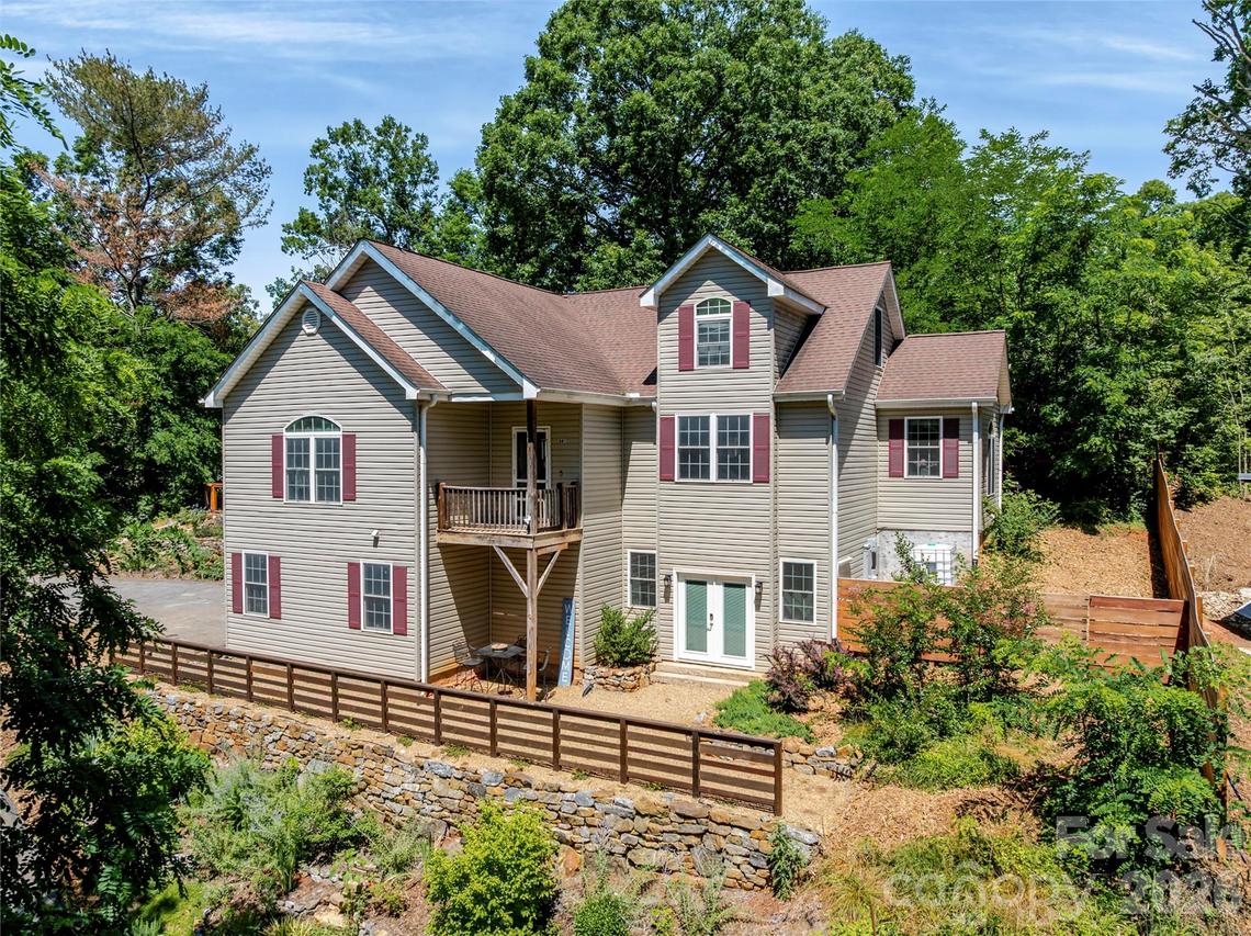 341 Pearson Dr., Asheville, NC 28801