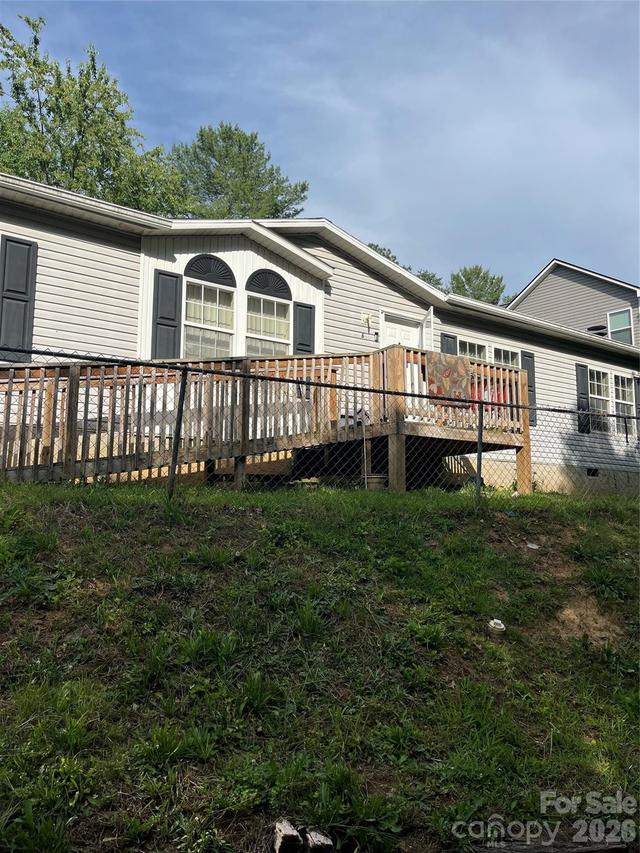 6 John Hazel Dr., Swannanoa, NC 28778