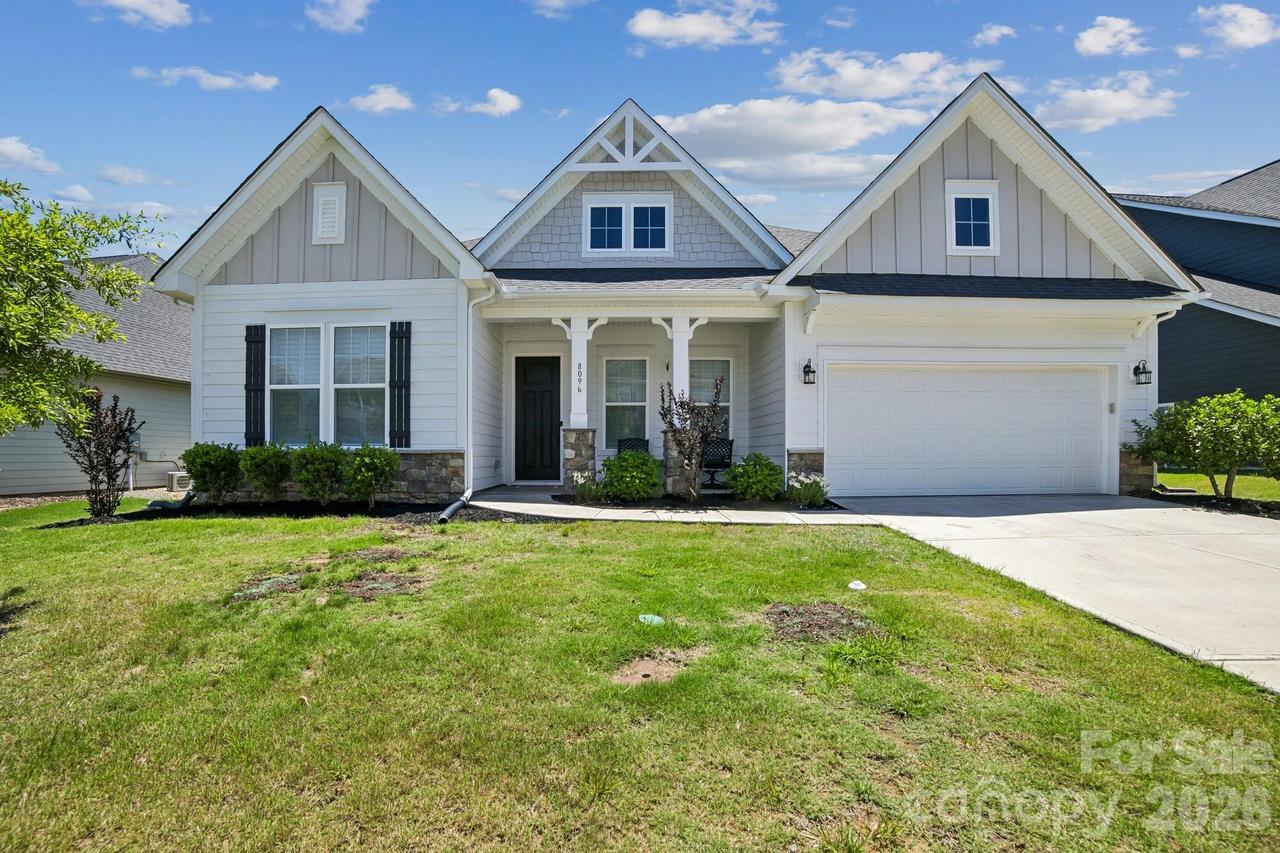 8096 Woodline Ln., Denver, NC 28037