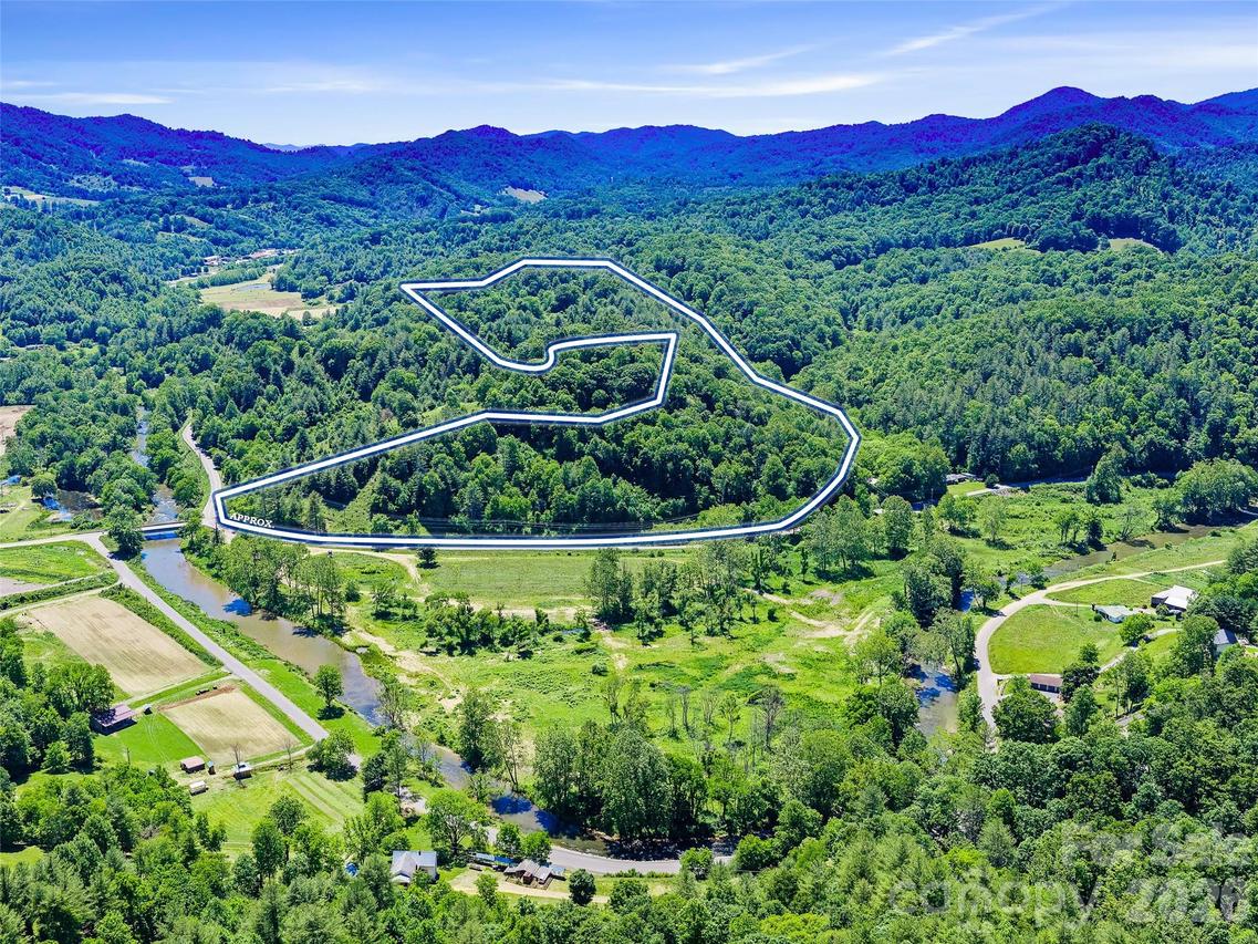 999 Us Hwy 19w Hwy., Burnsville, NC 28714