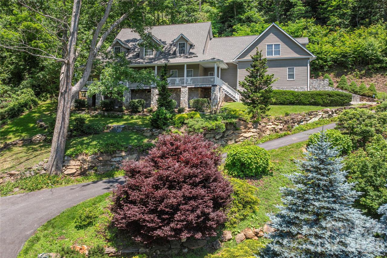 554 Breckenridge Rd., Waynesville, NC 28785