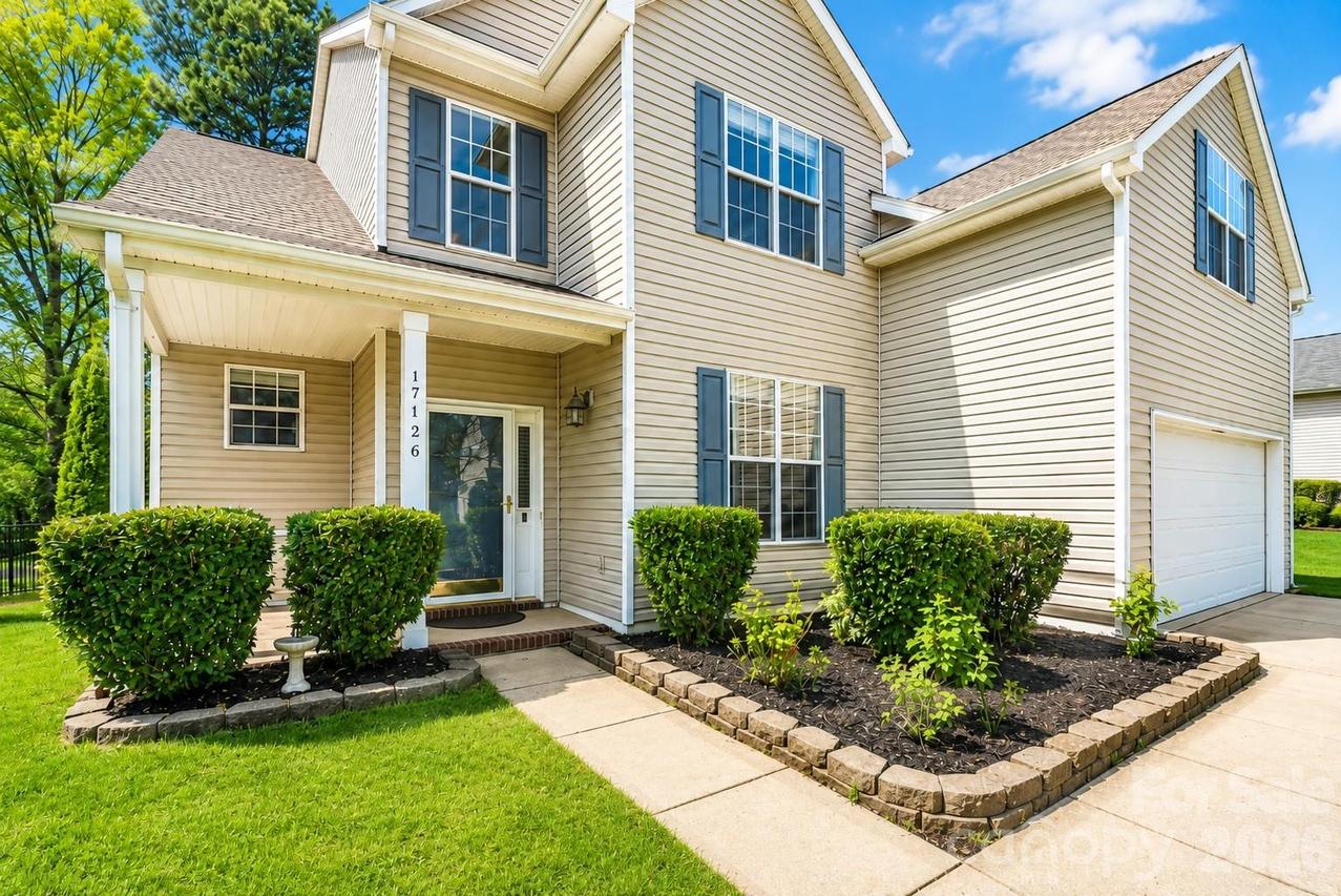 17126 Cambridge Woods Ct., Charlotte, NC 28277