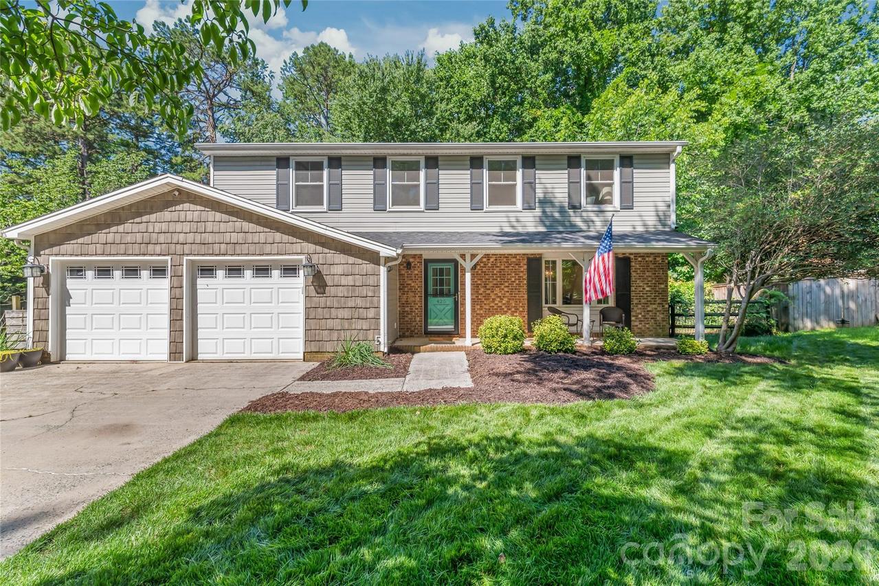 425 Regency Dr., Charlotte, NC 28211