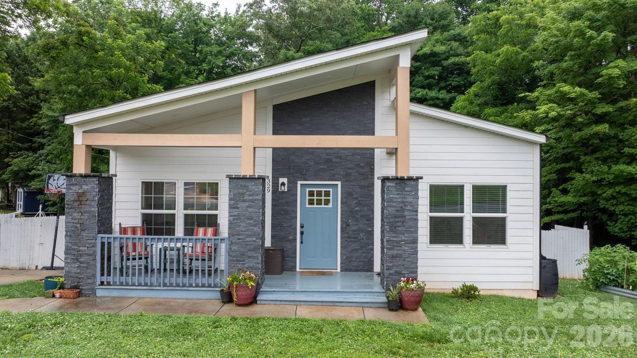 329 W F St., Newton, NC 28658