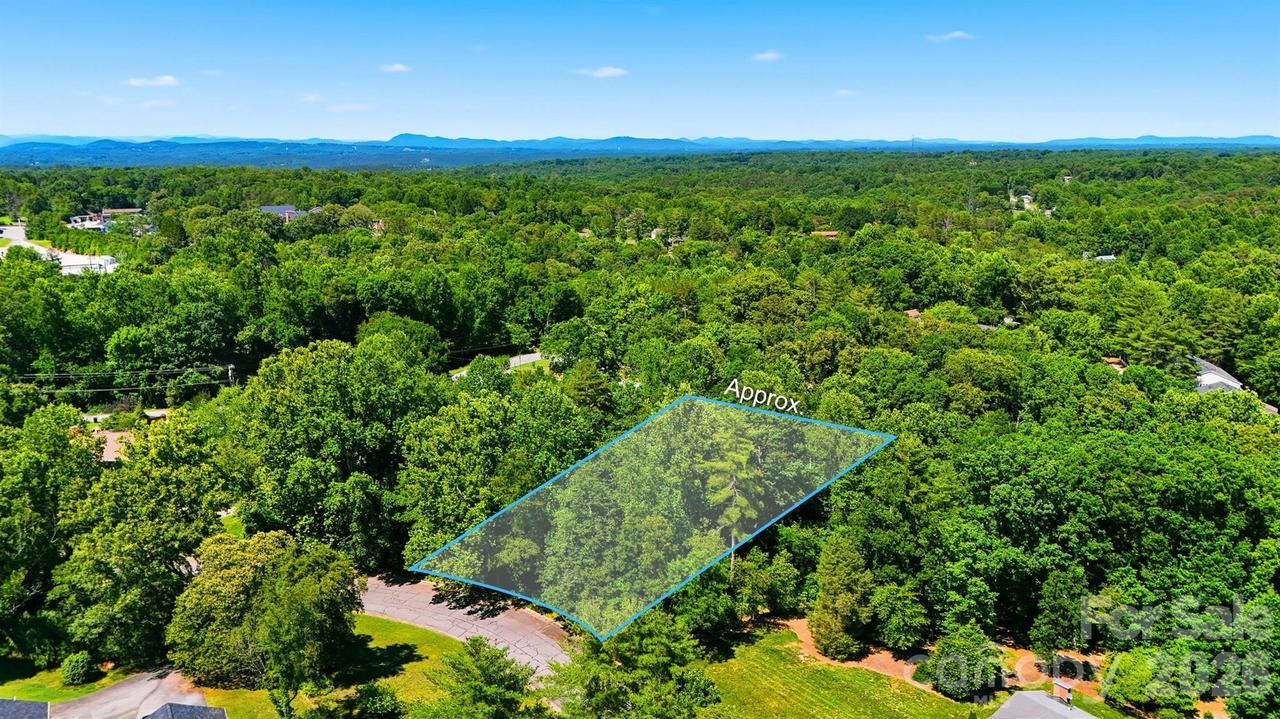 706 Garrou Ave., Valdese, NC 28690