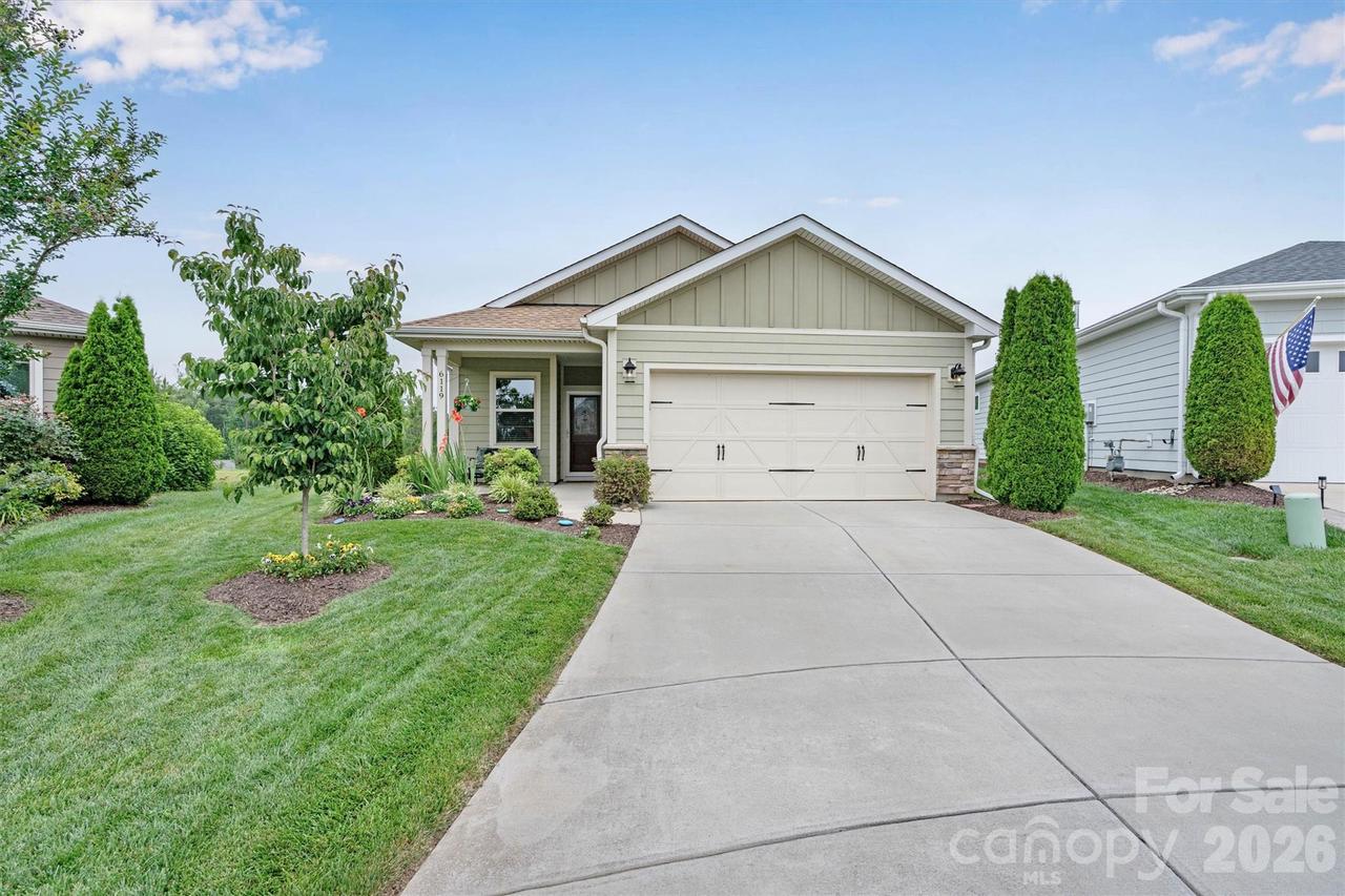 6119 Raven Rock Dr., Denver, NC 28037