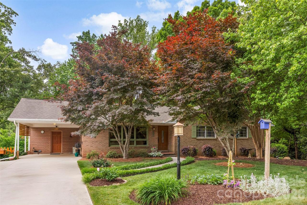112 Amity Cir., Belmont, NC 28012