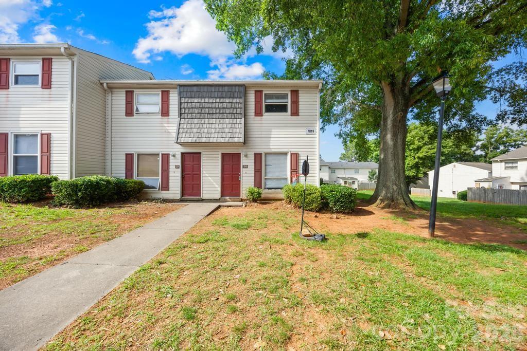 7915 Oak Meadow Ct., Charlotte, NC 28210