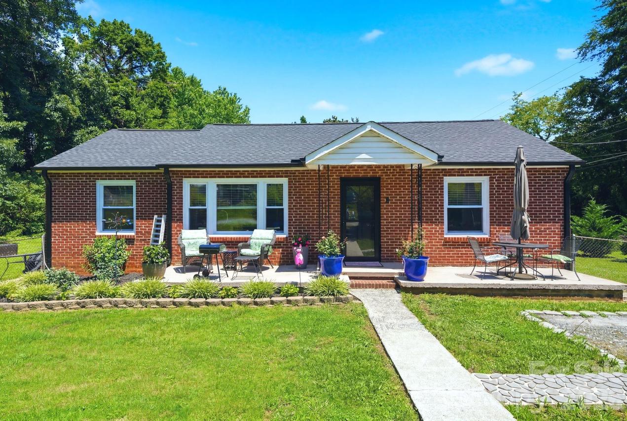 2732 E Long Ave., Gastonia, NC 28054