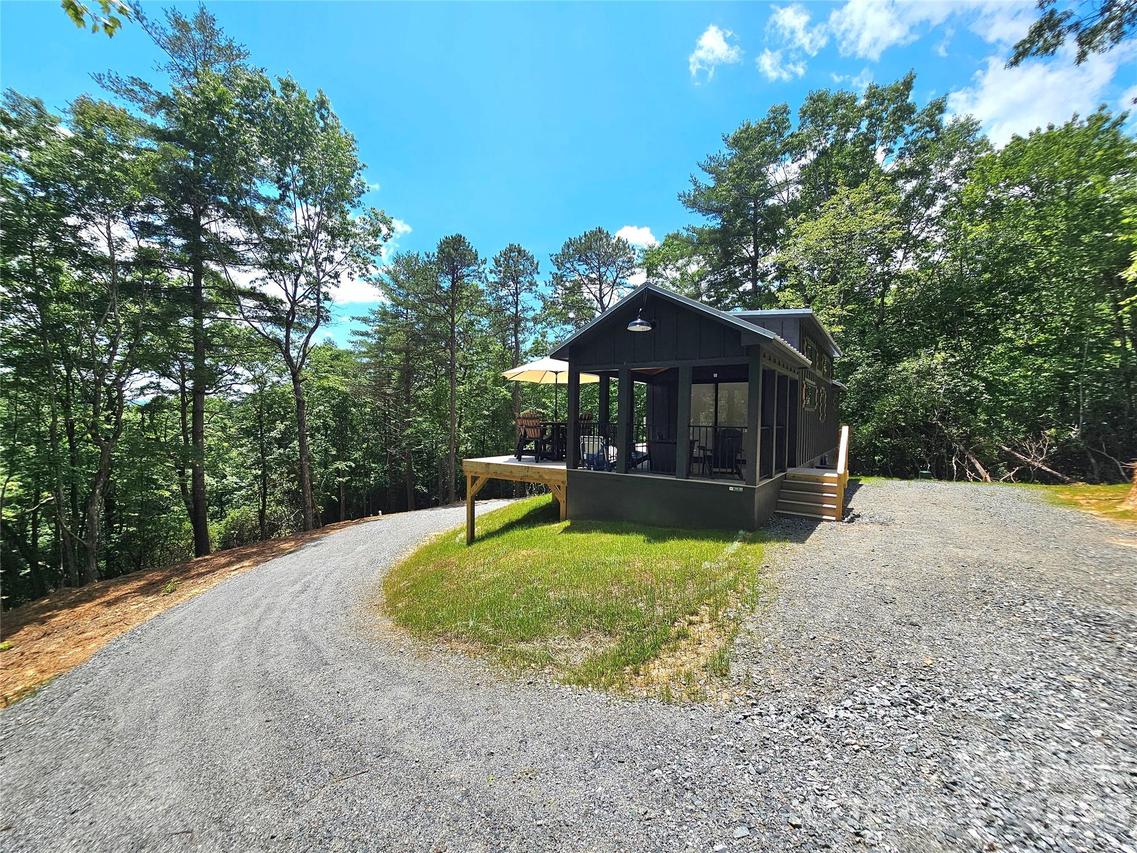 171 Duff Cove Rd., Brevard, NC 28712