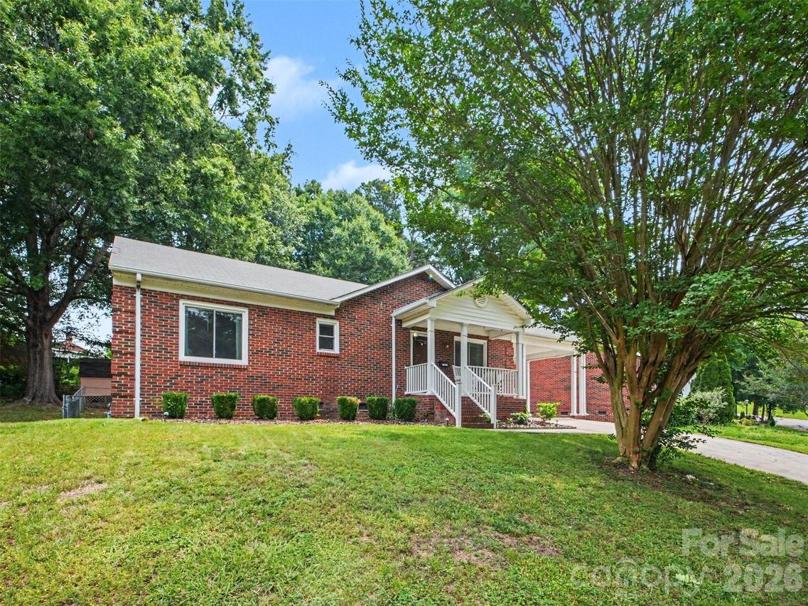 1009 Autumn Ln., Concord, NC 28025
