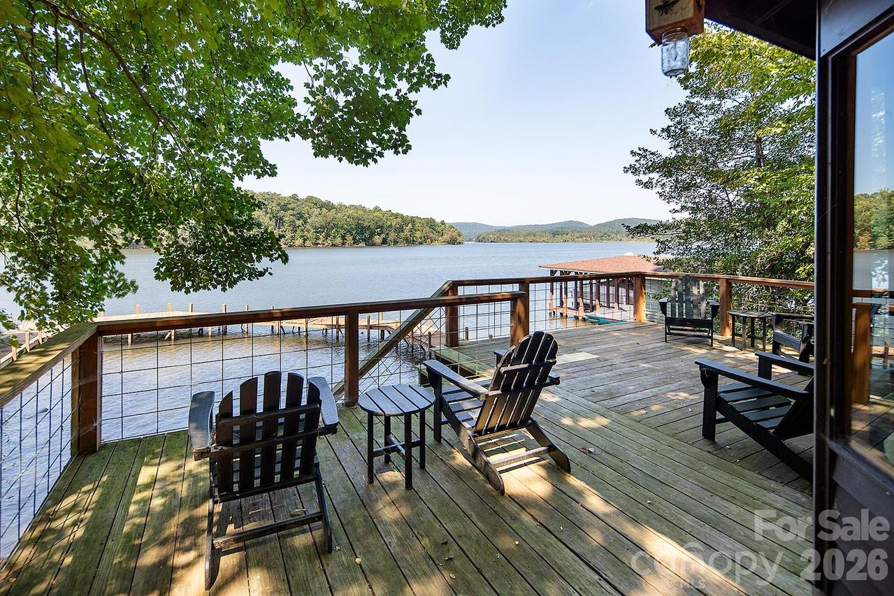 221 Malabar Dr., Troy, NC 27371