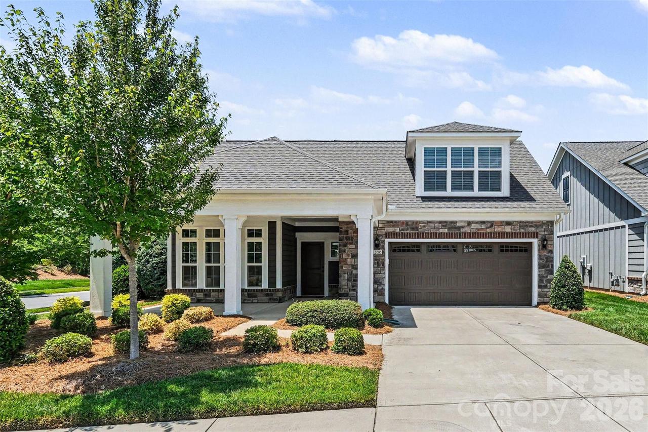12005 Grove Crossing Dr., Huntersville, NC 28078