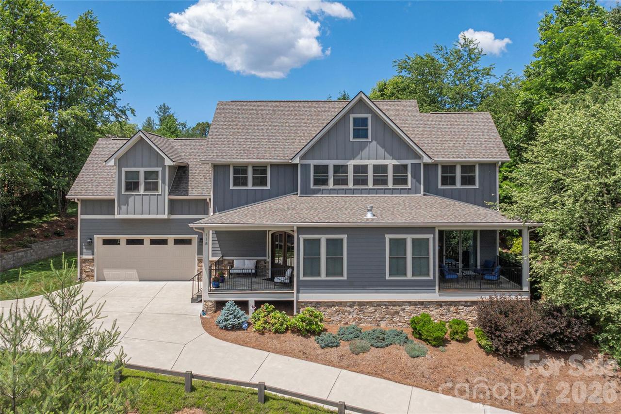 118 Still Water Ln., Fletcher, NC 28732