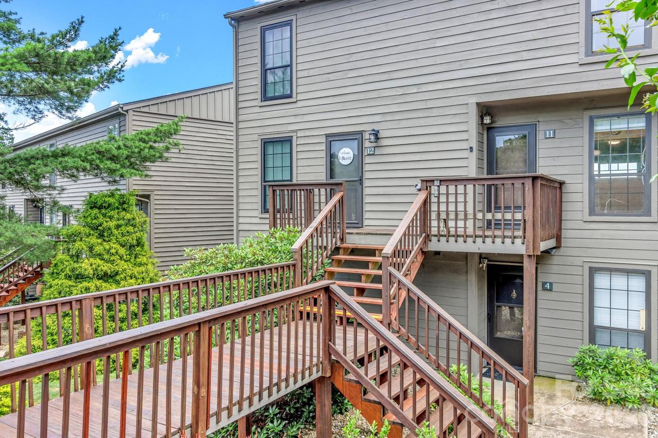 2881 White Oak Mountain Rd. #B-11, Columbus, NC 28722