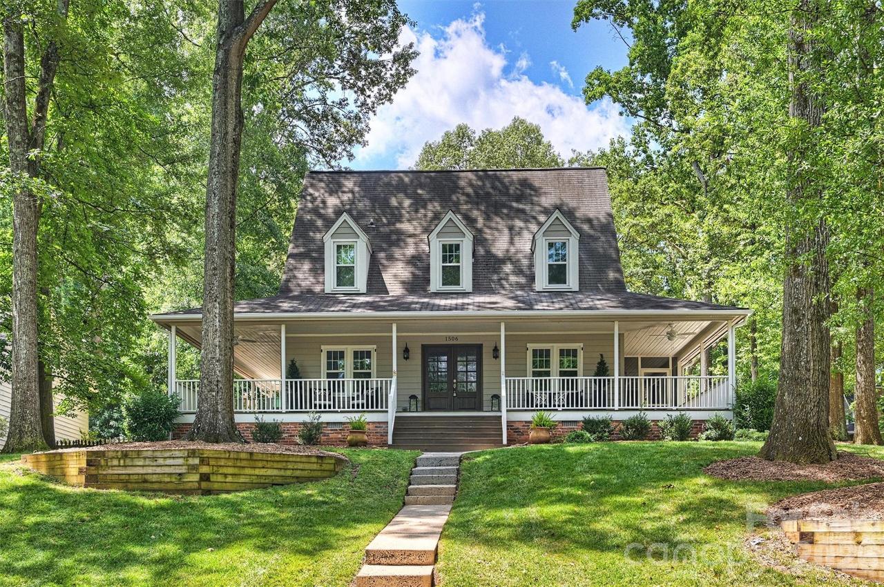 1506 Wandering Way Dr., Charlotte, NC 28226