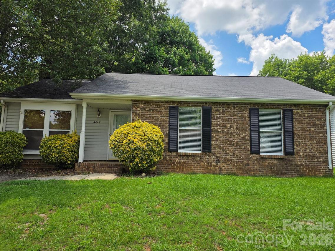4827 Harri Ann Dr., Charlotte, NC 28227