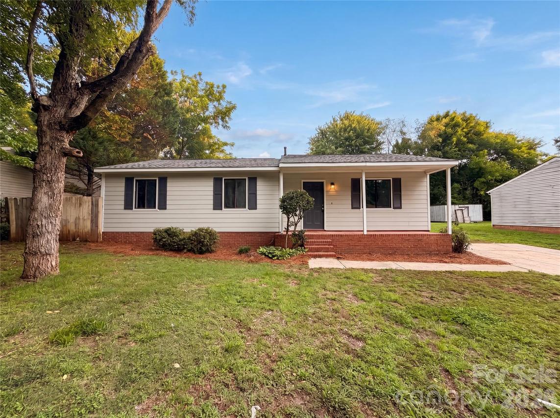 10015 Garth Wood Rd., Charlotte, NC 28273