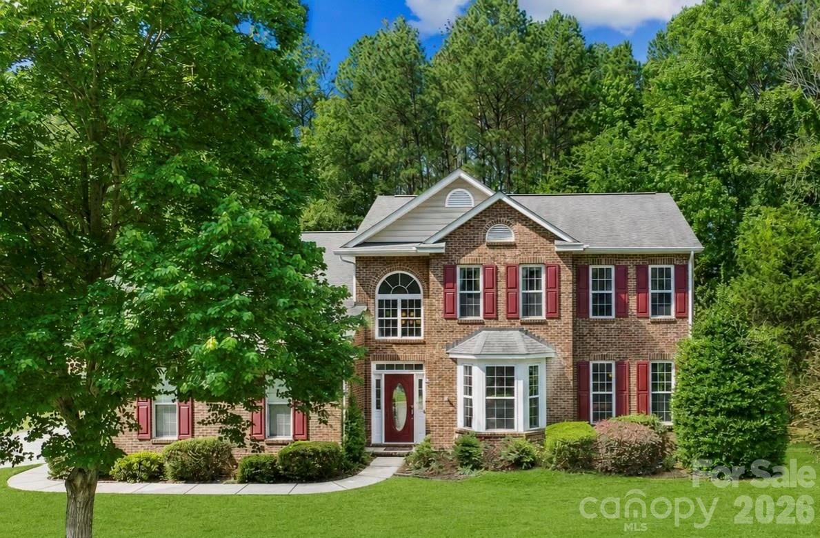 610 Springwood Dr., Waxhaw, NC 28173