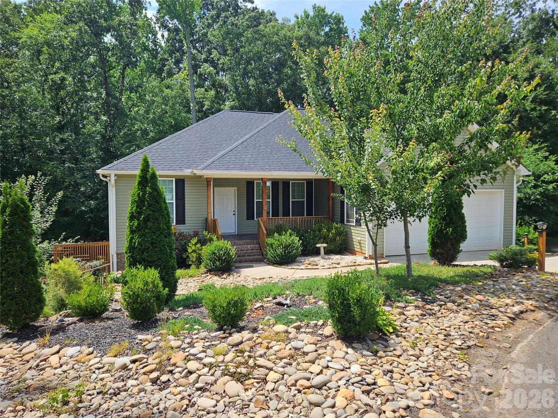 842 Faith St., Oakboro, NC 28129