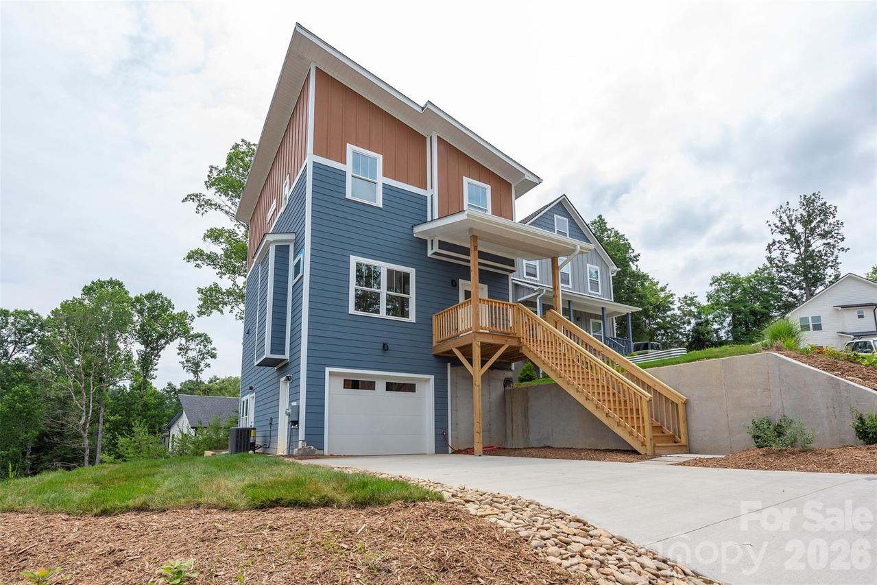 6 Berry Crest Ln., Arden, NC 28704