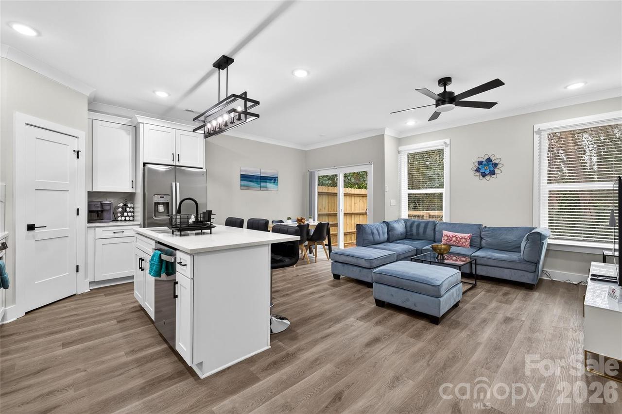 1935 St Mark St., Charlotte, NC 28216