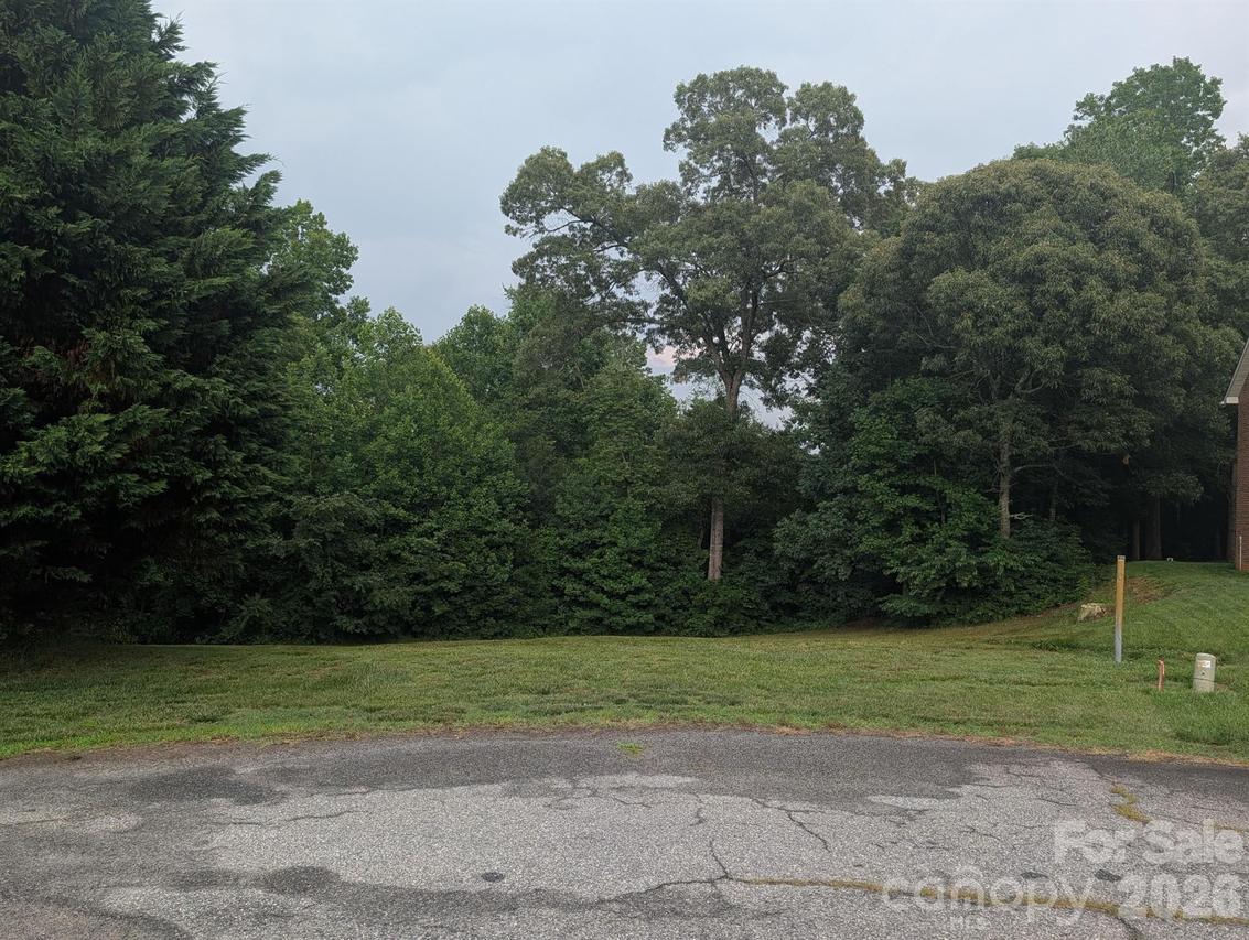 4818 35th Street Dr. #15, Hickory, NC 28601