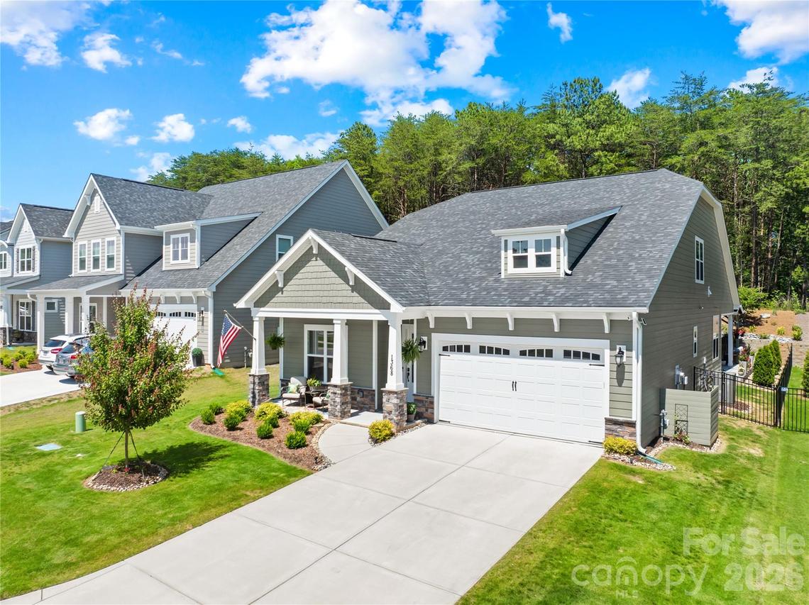1368 Cedardale Ln., Denver, NC 28037