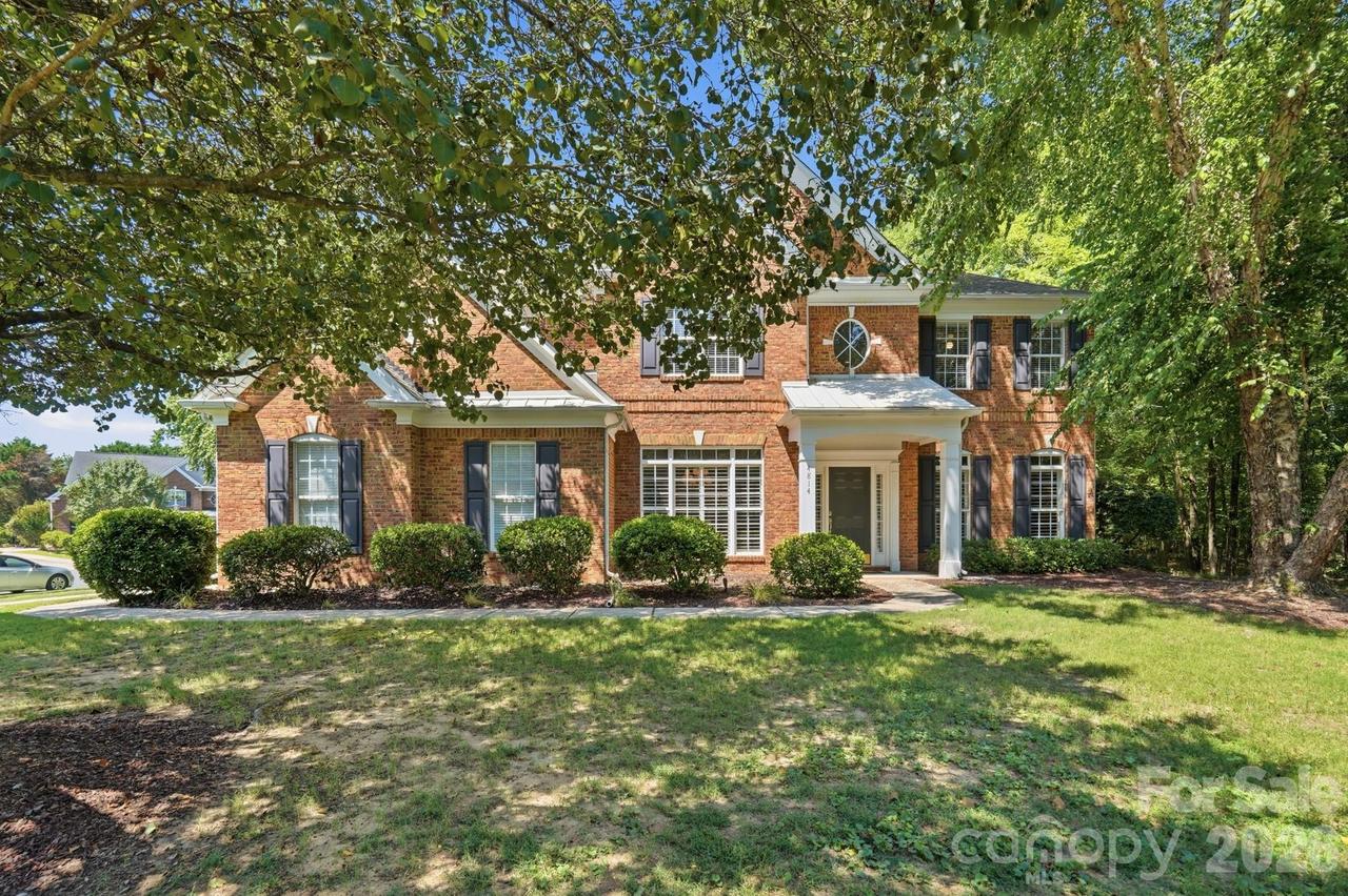 4814 King Arthur Dr., Charlotte, NC 28277