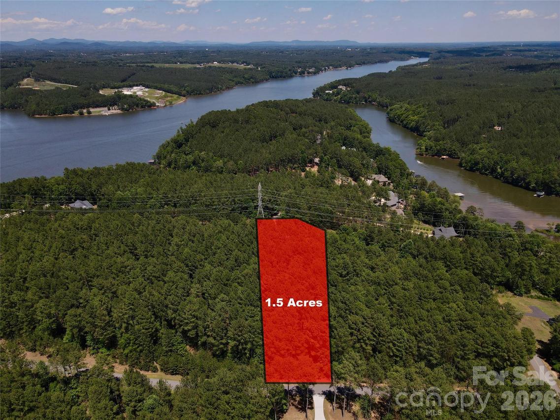 1074 W Hidden Cove Ln., Connelly Springs, NC 28612