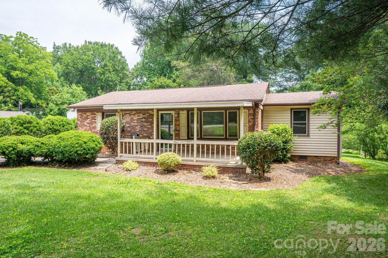 626 Dallas Spencer Mtn Rd., Dallas, NC 28034