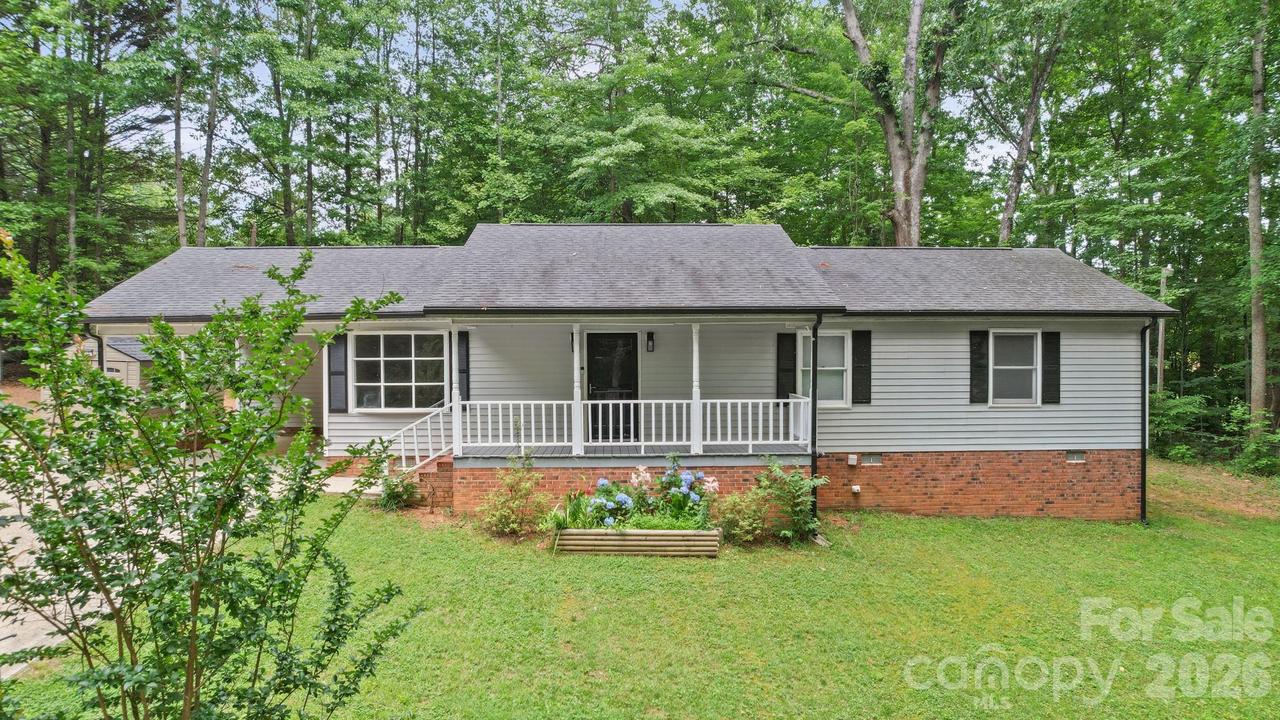 5719 Lewis Rd., Gastonia, NC 28052