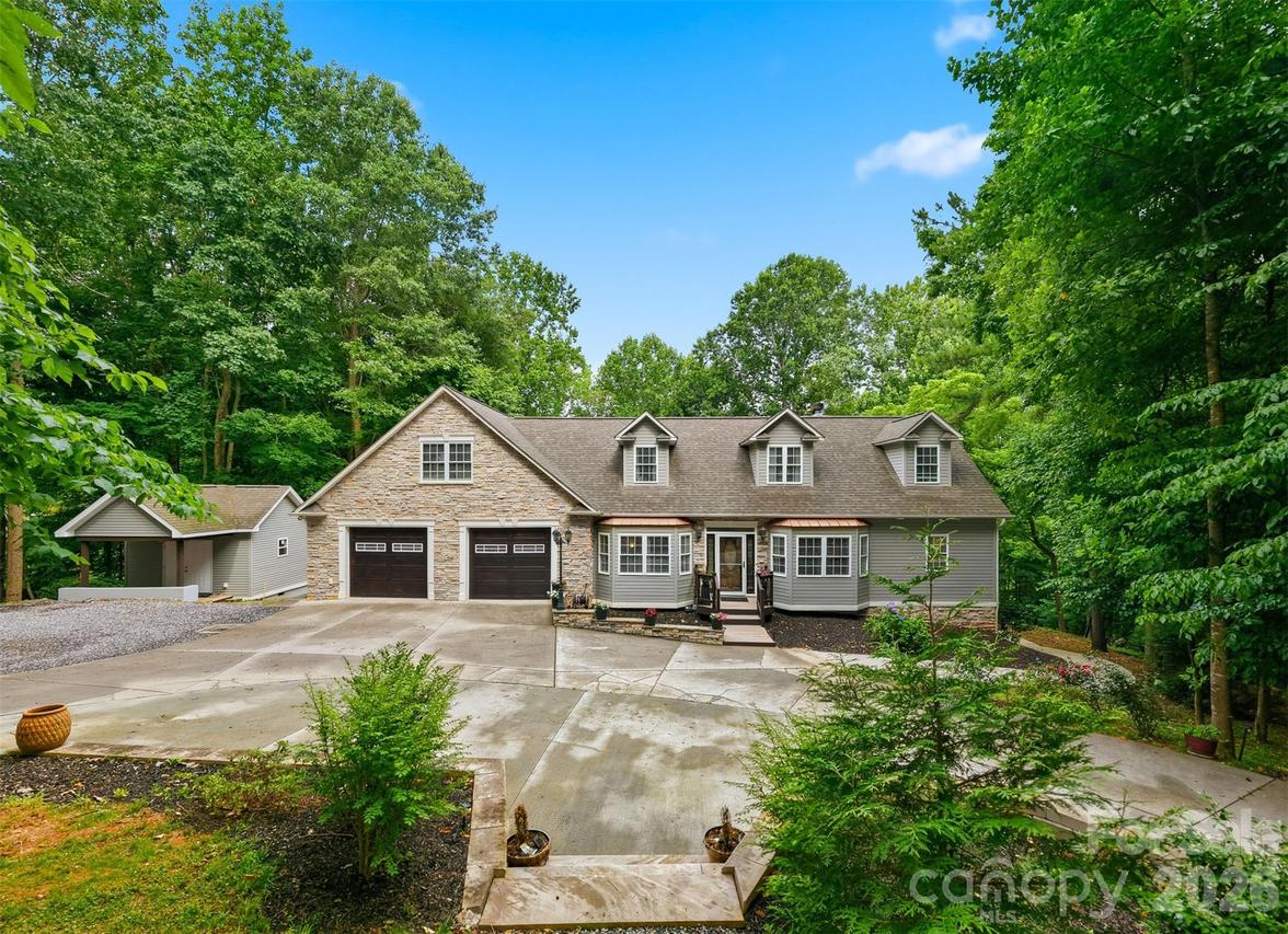 176 Charis Ln., Statesville, NC 28677