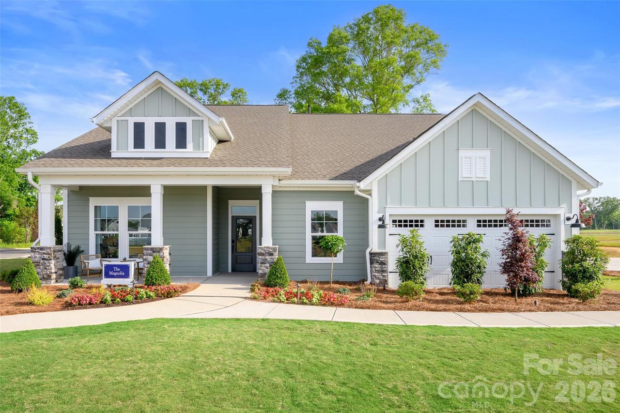 3244 Gavin Ln., Harrisburg, NC 28075