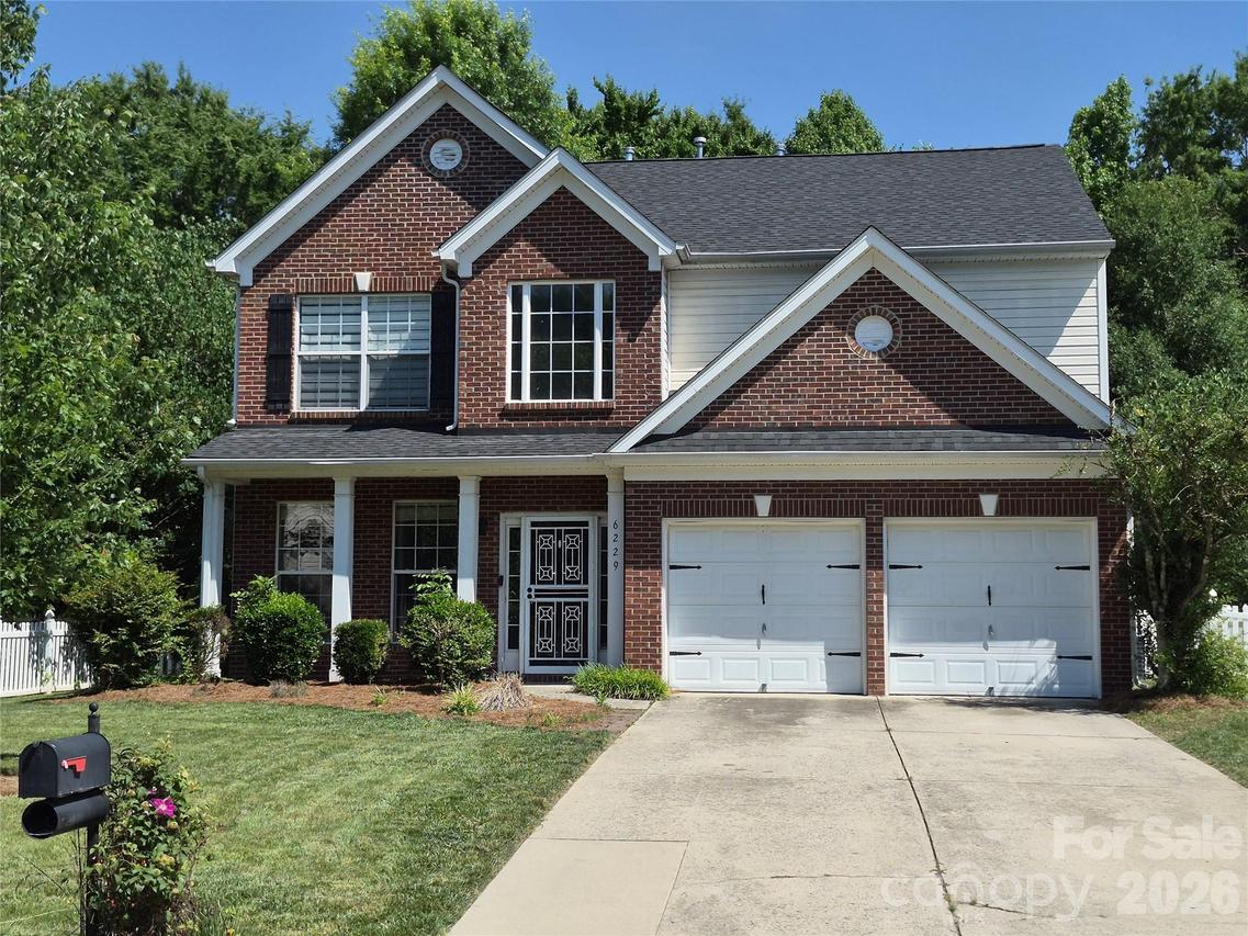 6229 Roseway Ct., Harrisburg, NC 28075