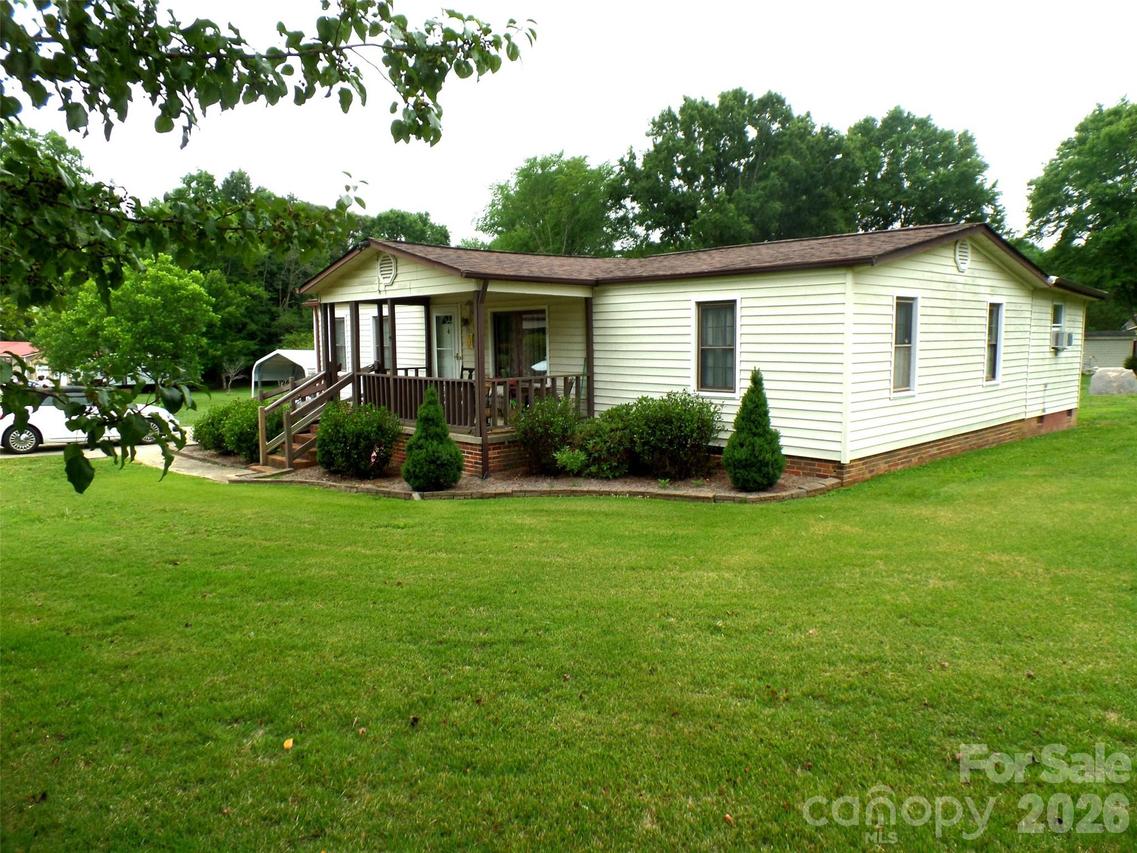 3333 Hunawill St. #2, Claremont, NC 28610