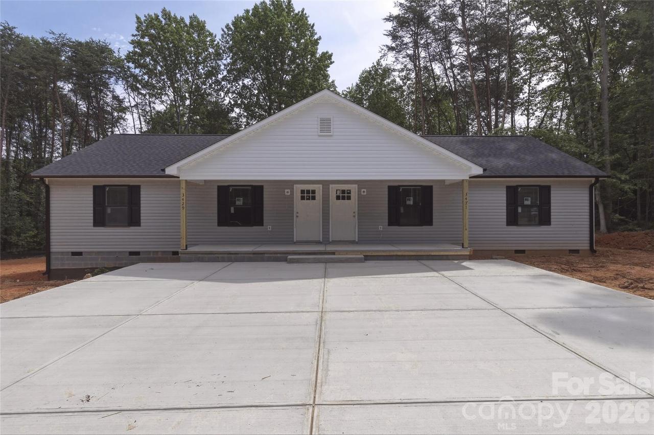 3429 & 3431 Fostall Ln., Maiden, NC 28650