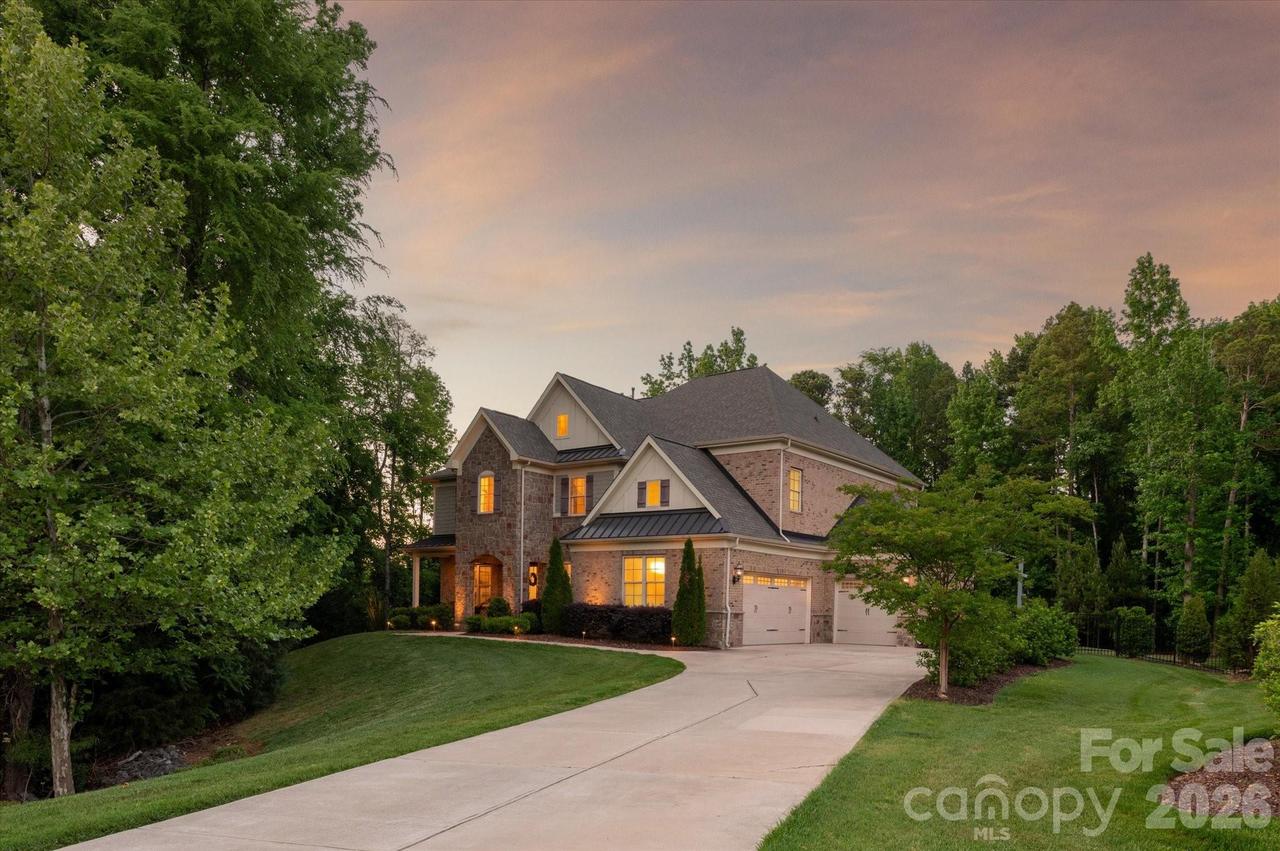 700 Giacomo Dr., Waxhaw, NC 28173