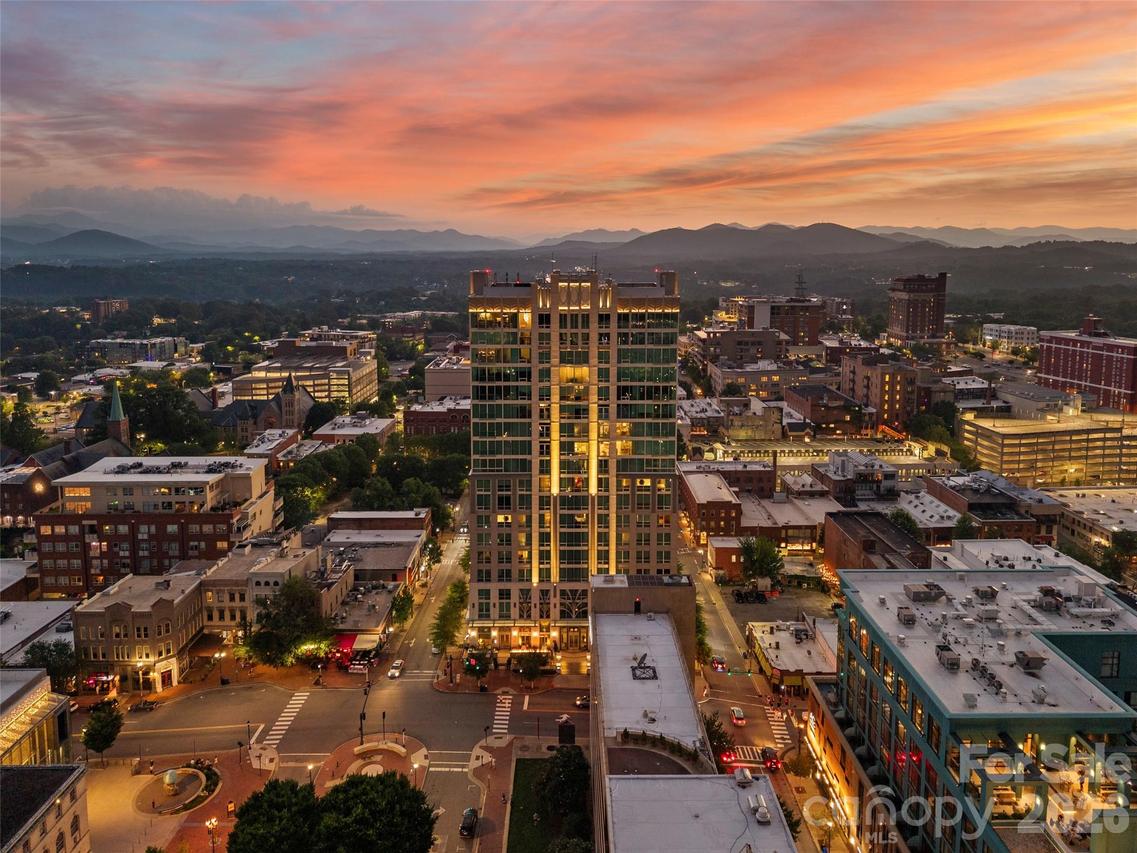 7 Patton Ave. #1104, Asheville, NC 28801