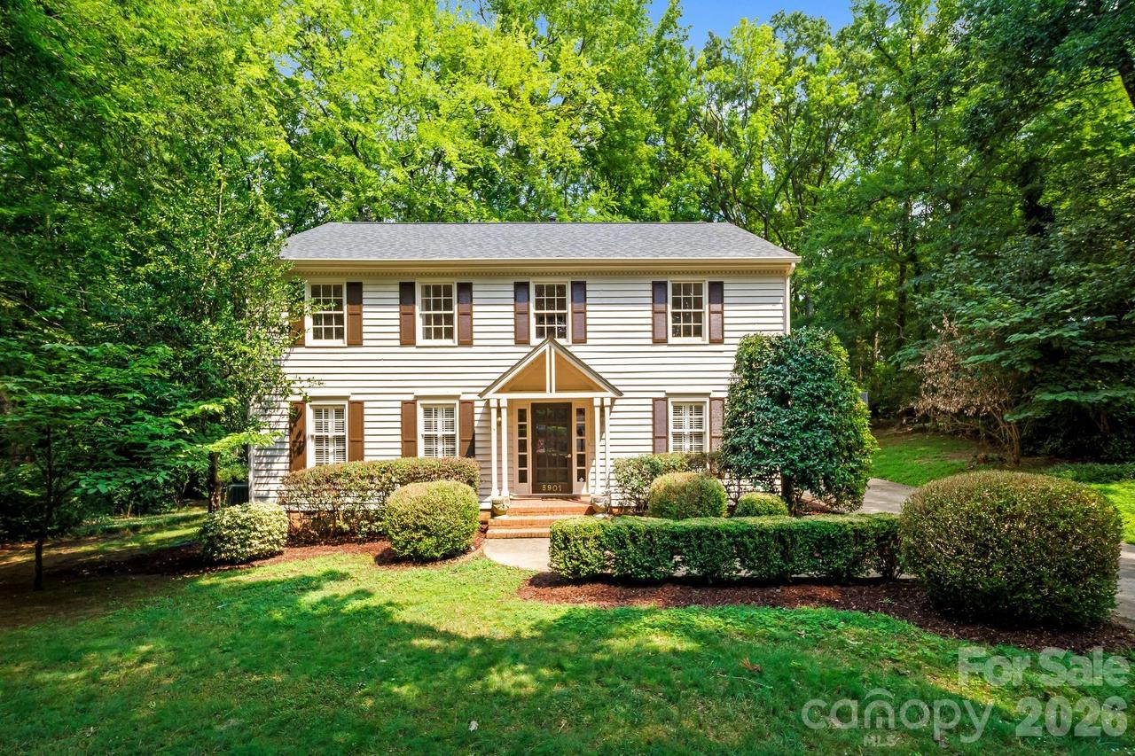 5901 Grosner Pl., Charlotte, NC 28211