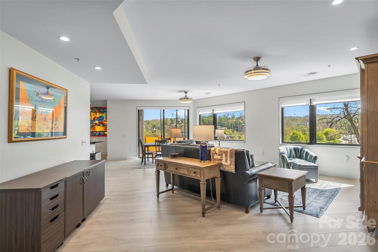 68 Craven St. #312, Asheville, NC 28806