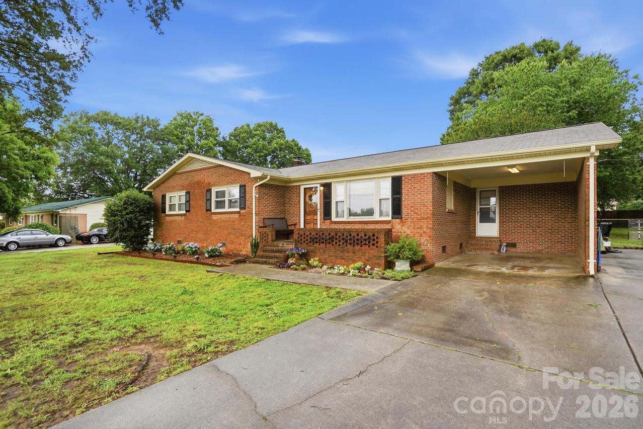 913 SW Gasser Dr., Concord, NC 28027