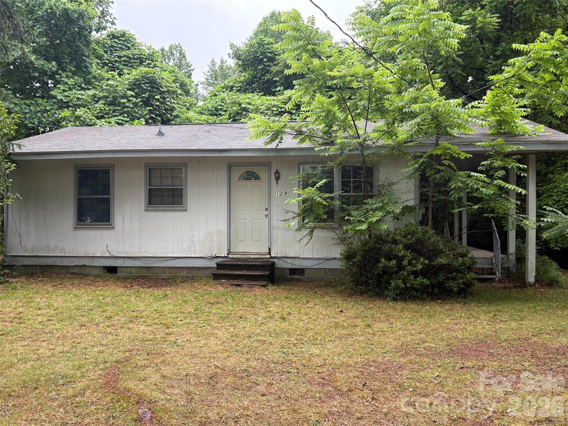 128 Burrell Mountain Rd., Brevard, NC 28712
