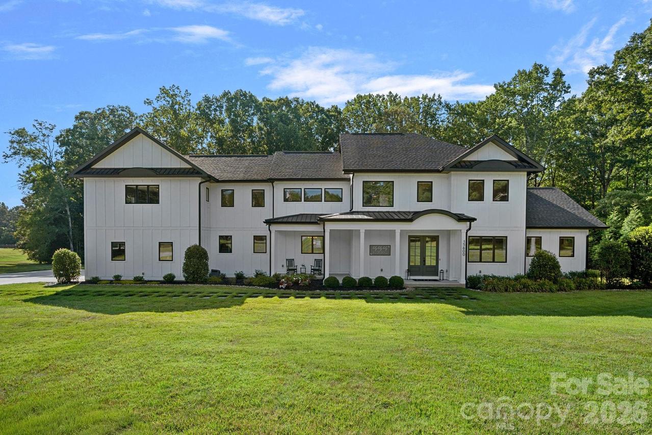15600 Huntingtowne Village Rd., Huntersville, NC 28078